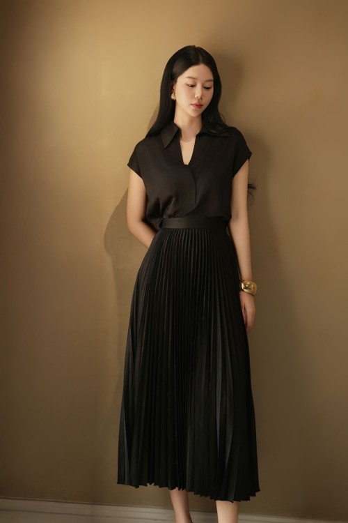 Sixdo Black SIXDO Silk Flared Skirt